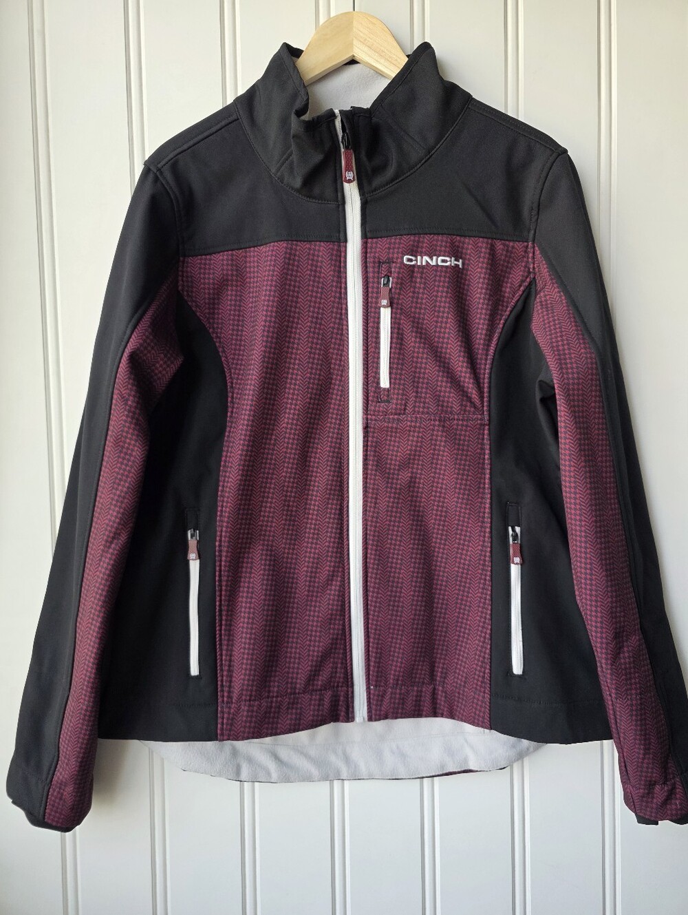 Cinch Bonded Hooded Water Resistant Burgandy Black Softshell Jacket Womens XL